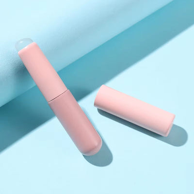 Silicone Lip Brush with Protective Cap